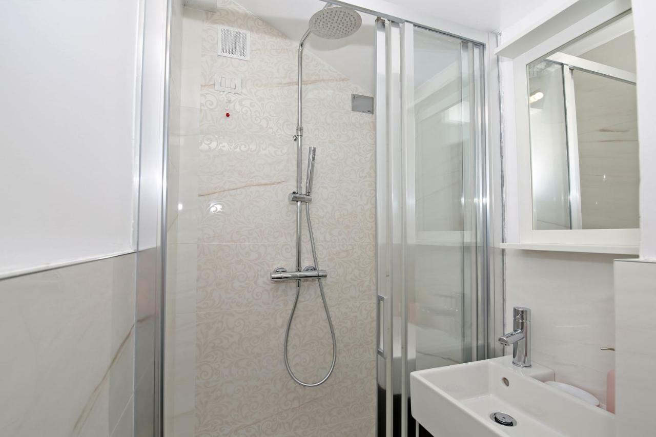 Palazzo Barindelli Suite Bianca Bellagio Dış mekan fotoğraf
